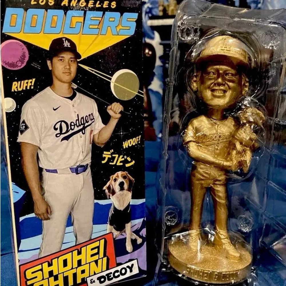 RARE-GOLD Shohei Ohtani & Dog Decoy LA Dodgers Bobblehead 8/28/2024 (< 1% gold)
